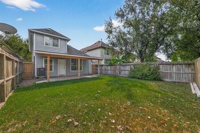 property at 8253 Fuqua Gardens Dr