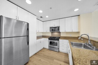 3901 Lick Mill Blvd in Santa Clara, CA - Building Photo - Building Photo