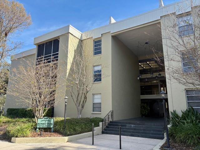 2302 S Manhattan Ave in Tampa, FL - Foto de edificio - Building Photo