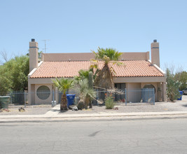 970-976 N Jones Blvd in Tucson, AZ - Foto de edificio - Building Photo