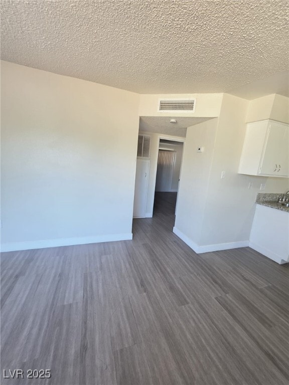 property at 1075 E Desert Inn Rd