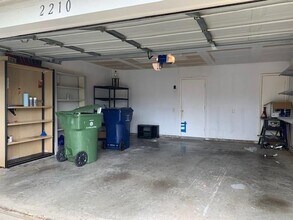 2210 Meredith Ln in Garland, TX - Building Photo - Building Photo