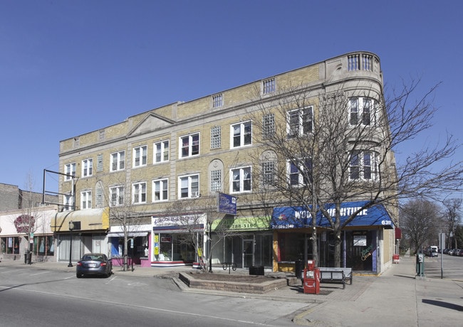 6300 Cermak Rd in Berwyn, IL - Building Photo - Building Photo