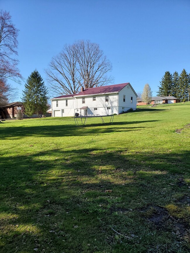 96 Williams Rd in Blairsville, PA - Building Photo - Building Photo