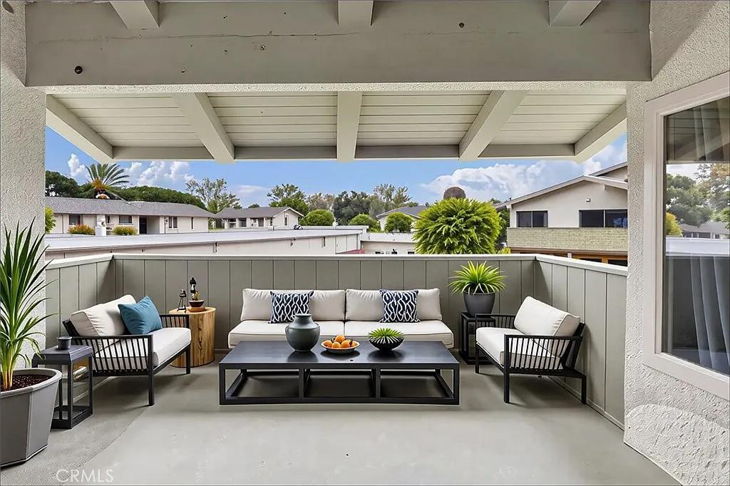 8777 Coral Springs Ct in Huntington Beach, CA - Building Photo