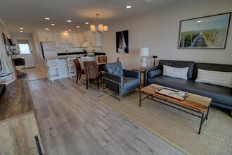 927 N Anderson Blvd in Topsail Beach, NC - Building Photo - Building Photo