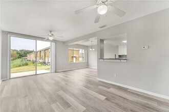 519 Washington Palm Loop in Davenport, FL - Building Photo - Building Photo