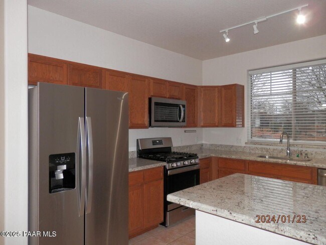 7007 E Lantern Lane East in Prescott Valley, AZ - Building Photo - Building Photo