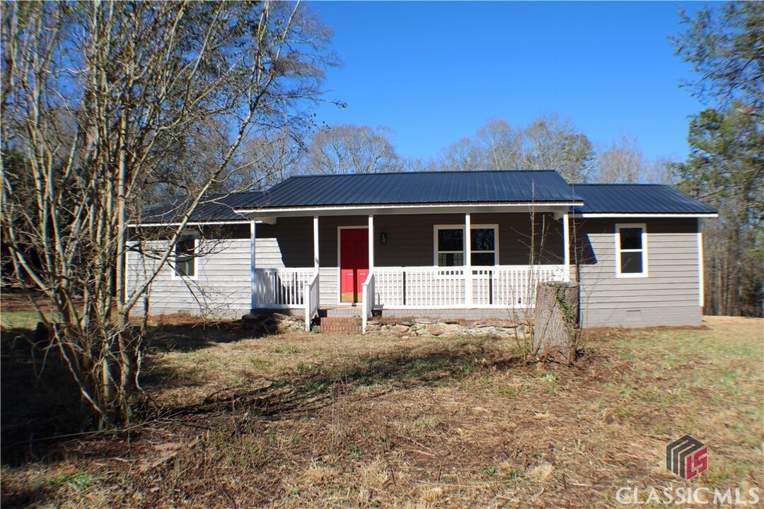 3537 Liberty Hill Church Rd in Hartwell, GA - Building Photo