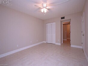 12501 McGregor Blvd, Unit Maple Gardens in Ft. Myers, FL - Foto de edificio - Building Photo