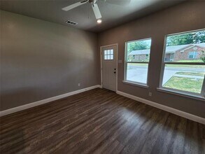 3120 Hemphill St in Greenville, TX - Building Photo - Building Photo