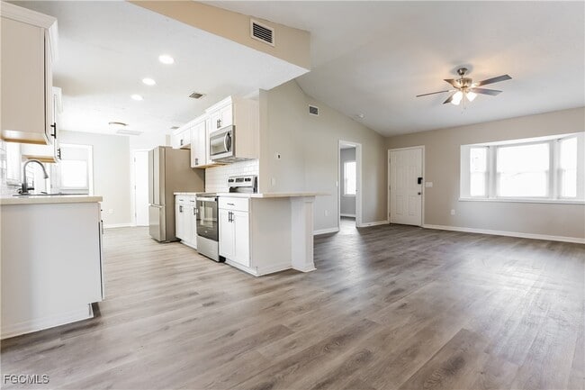 4007 Allure Ln in North Port, FL - Building Photo - Building Photo