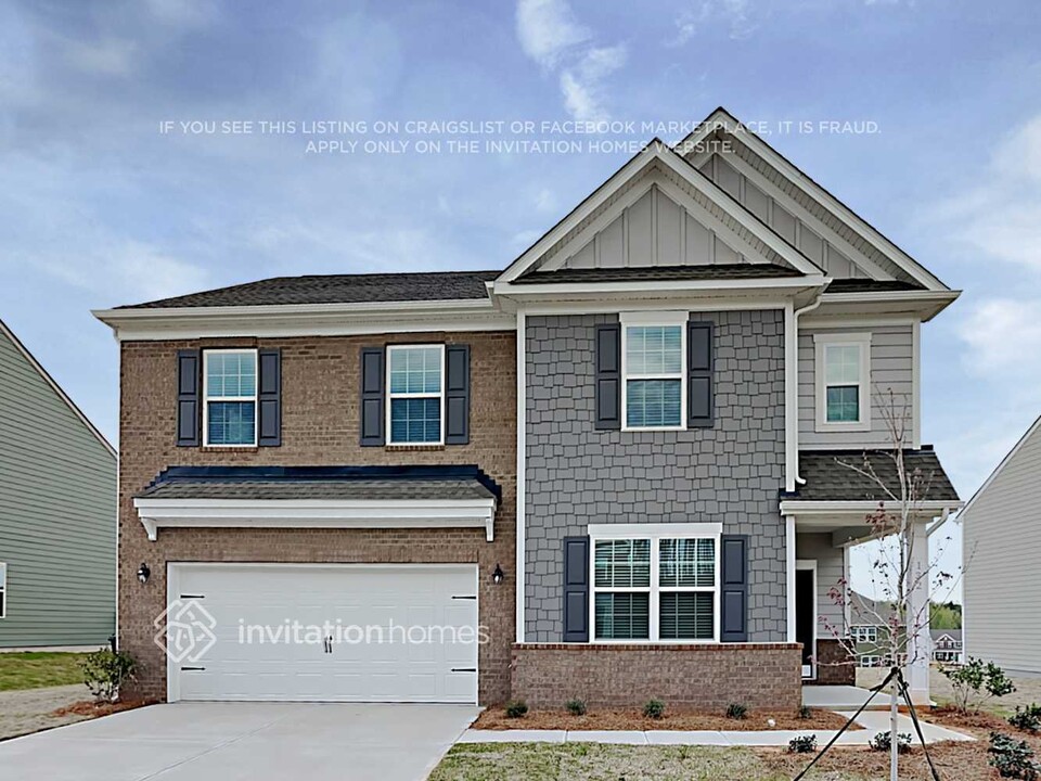 132 Slip Shot Ln in Troutman, NC - Building Photo