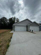 137 Brawley Villas Pl in Mooresville, NC - Building Photo - Building Photo