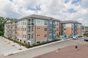 SOMO in Sylvania, OH - Building Photo