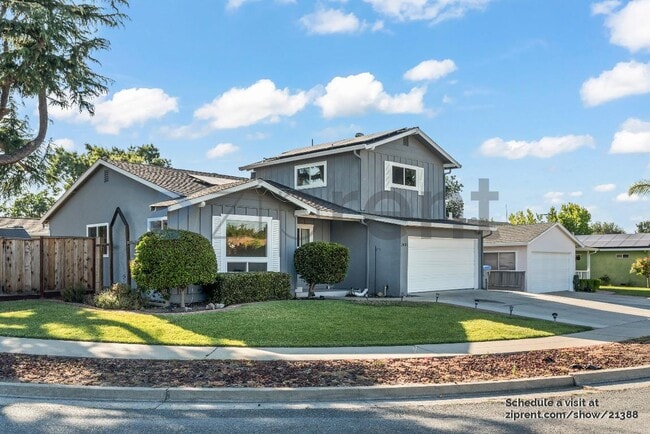 2435 Denevi Dr in San Jose, CA - Building Photo - Building Photo
