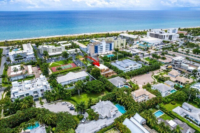 property at 122 Andrews Ave