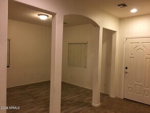 4661 E Laurel Ave in Gilbert, AZ - Building Photo - Building Photo