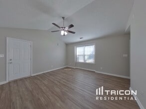 2000 Taras Trace Dr in Statesville, NC - Building Photo - Building Photo