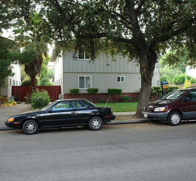 996 Helen Ave in Sunnyvale, CA - Building Photo - Building Photo