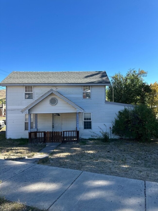 property at 1545 Crescent Ave