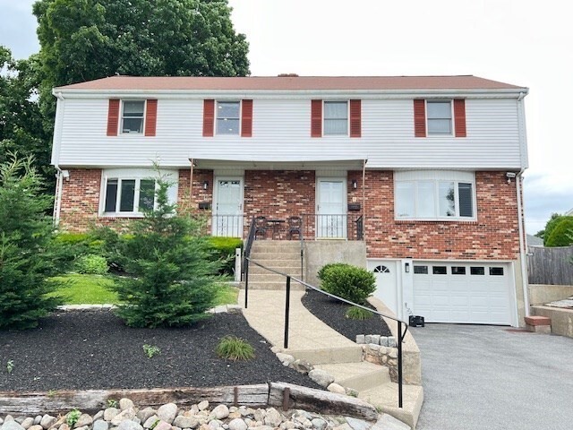 property at 86 Hawthorne St