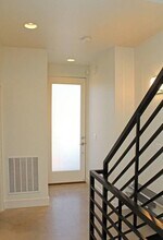 4644 S Kelly Ave in Portland, OR - Building Photo - Building Photo
