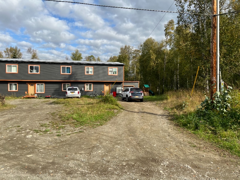 711 E Mountain Ash Loop in Wasilla, AK - Building Photo