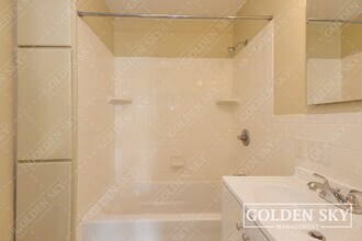 240 S Main St in Albany, IN - Building Photo - Building Photo