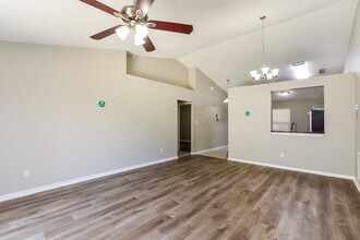 14049 St Leo Ct in Orlando, FL - Building Photo - Building Photo