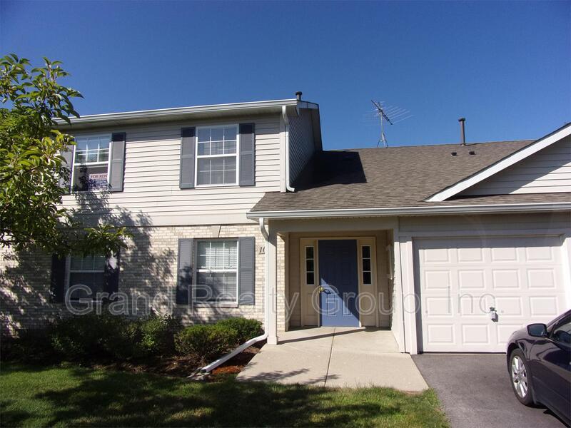 1075 N Village Dr in Round Lake Beach, IL - Building Photo