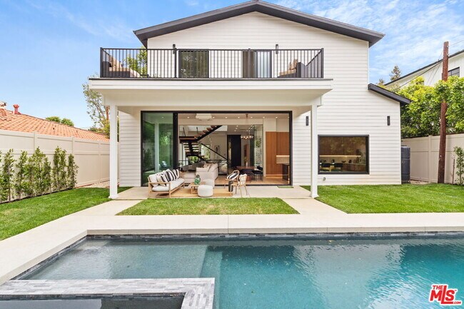 property at 4535 Haskell Ave