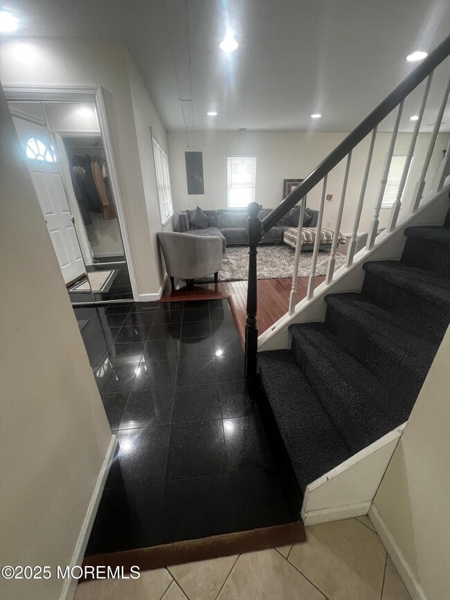 286 Cummings Ave in Long Branch, NJ - Building Photo - Building Photo