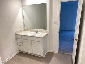 5279 Israel Grace Way in Houston, TX - Building Photo