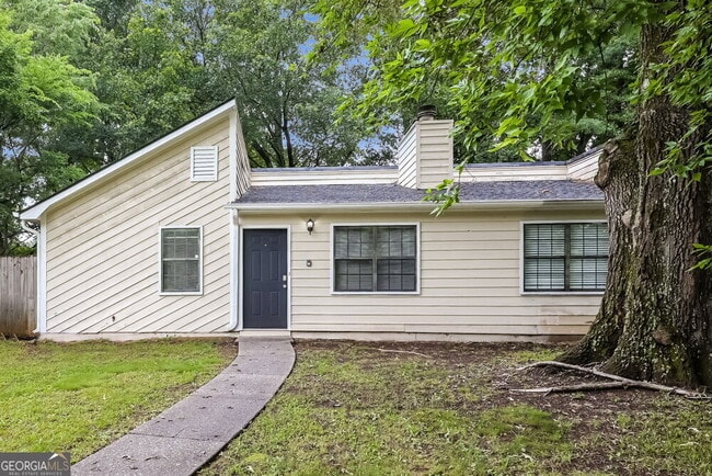 property at 5009 Hawthorne Ct