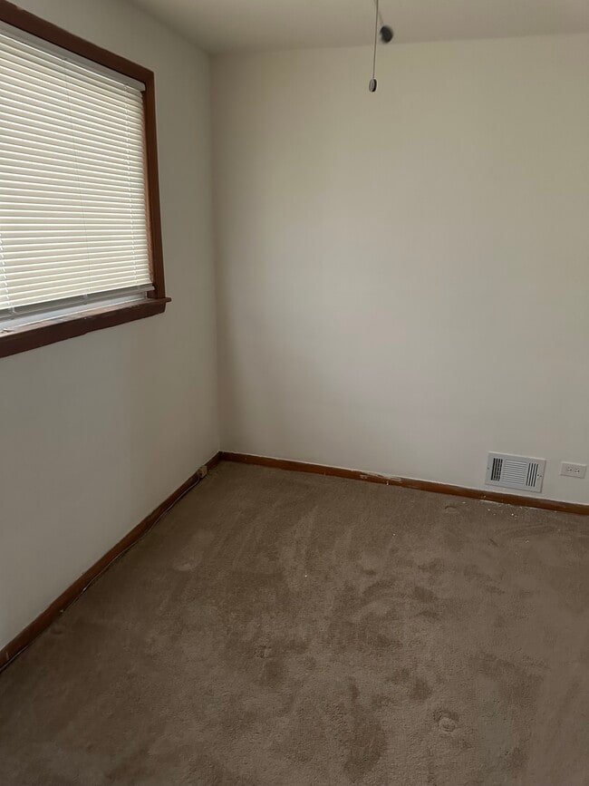 416 W 144th St, Unit 2 R in Riverdale, IL - Foto de edificio - Building Photo