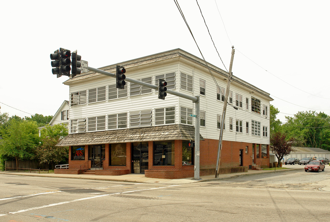 339 Main St in Nashua, NH - Building Photo