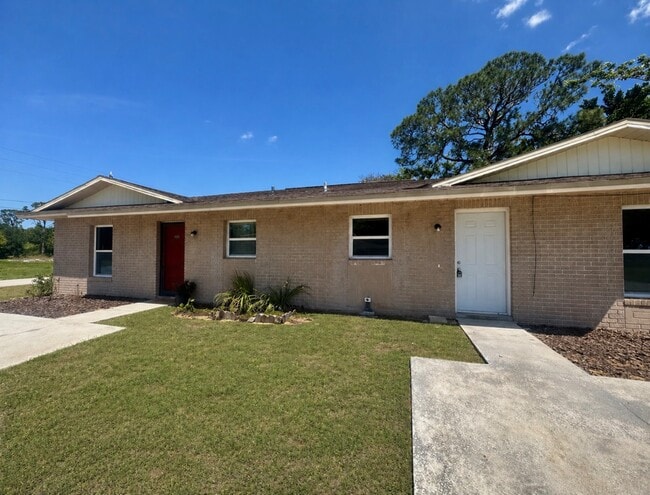 property at 449 S Sun N Lakes Blvd