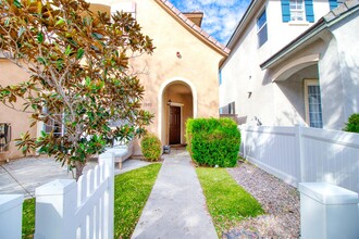 1993 Mt Bullion Dr in Chula Vista, CA - Building Photo - Building Photo