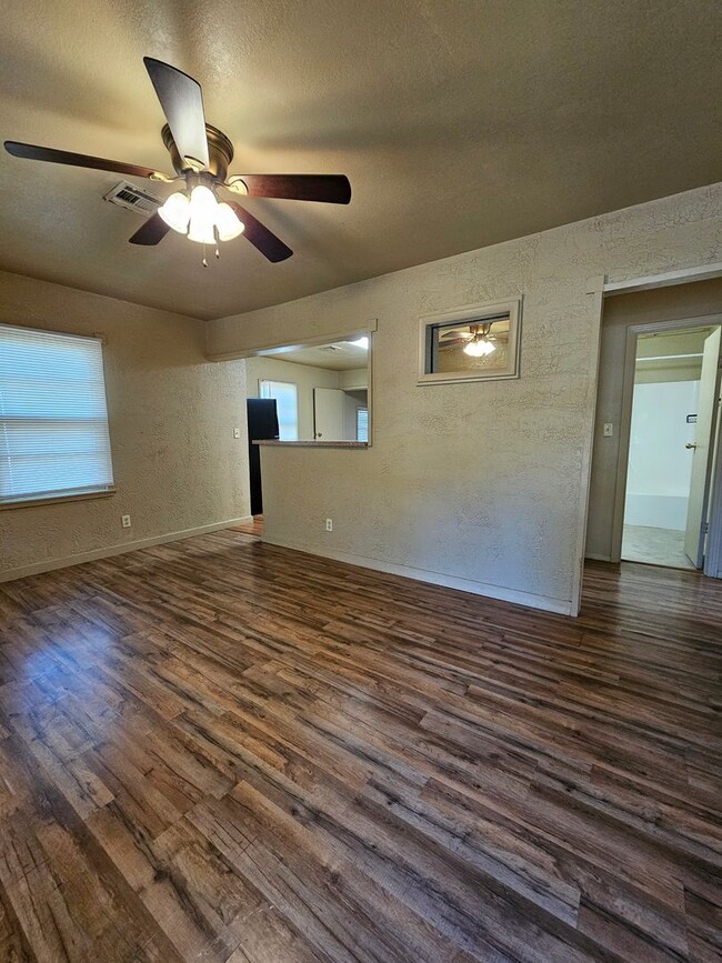 627 Rancho Dr in Norman, OK - Building Photo - Building Photo