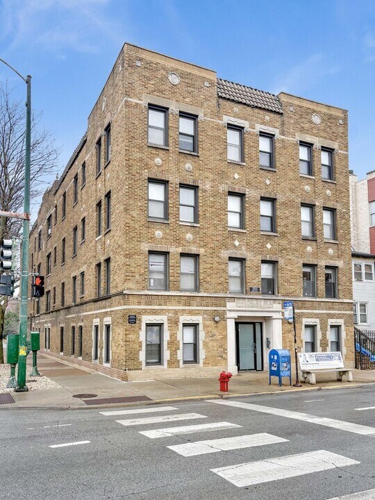 2959 N Damen Ave in Chicago, IL - Building Photo