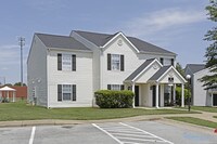 Building - Ashton Heights Apartments in Bentonville, Arkansas
