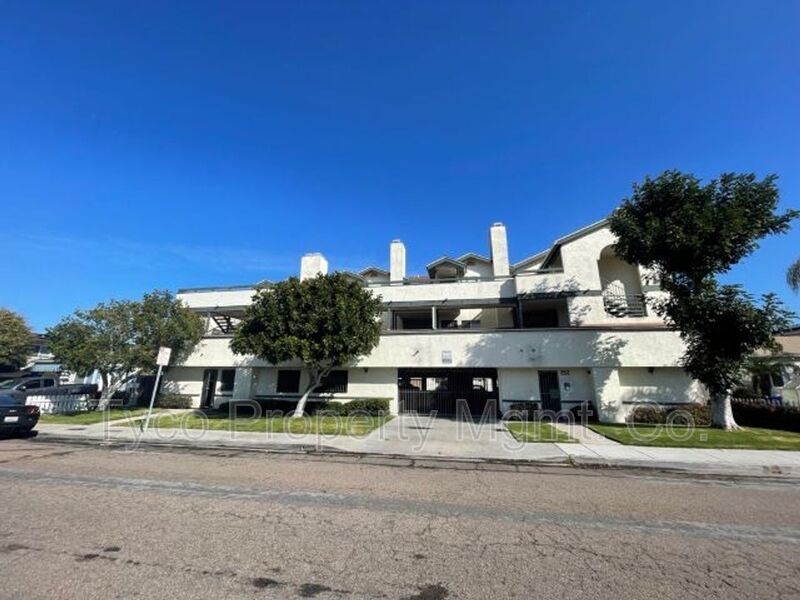 252 Date Ave in Imperial Beach, CA - Building Photo