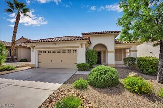 3027 Panorama Ridge Dr in Henderson, NV - Foto de edificio - Building Photo