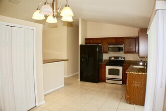 8136 Egret Rd in Ft. Myers, FL - Building Photo - Building Photo