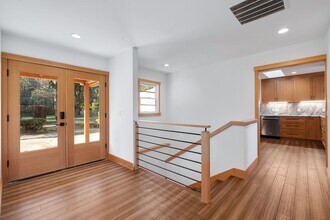 3144 Glenmorrie Dr in Lake Oswego, OR - Building Photo - Building Photo