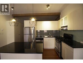 310 Water St in Vancouver, BC - Building Photo - Building Photo
