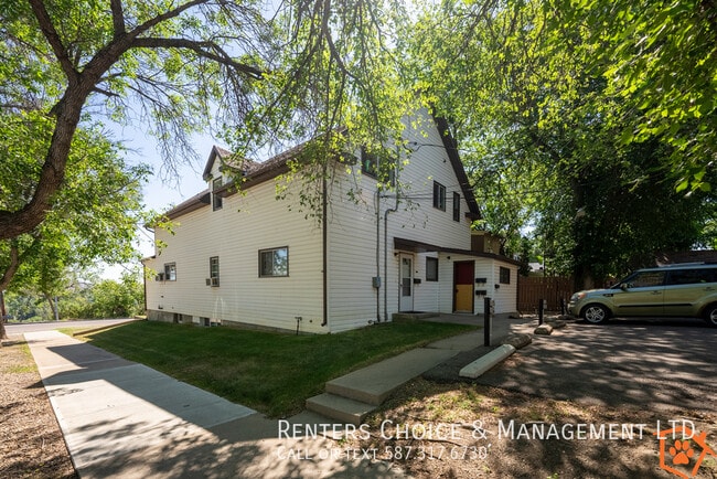 property at 506 B-4-5066 6 Ave SE