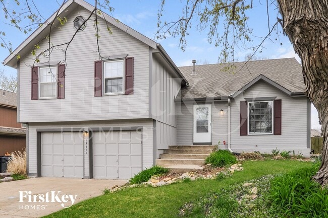 14716 S Brougham Dr in Olathe, KS - Foto de edificio - Building Photo