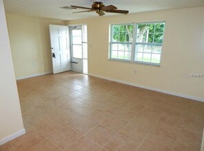 1401 Viking Dr in Holiday, FL - Building Photo - Building Photo